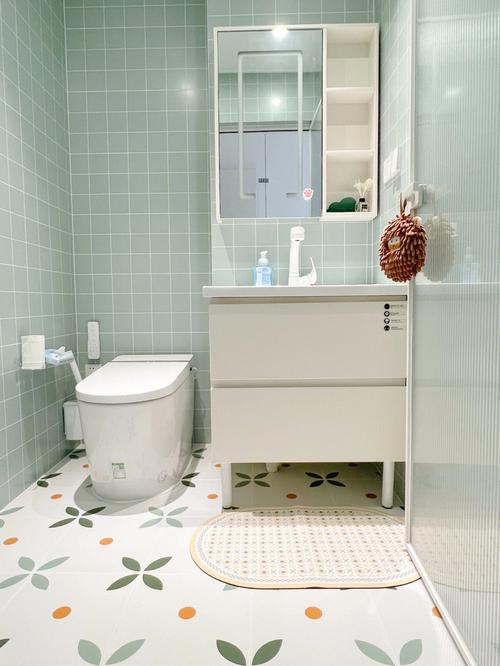Seattle bathroom remodel by Ergo Construction